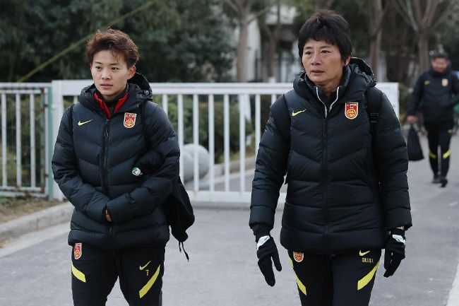 隔壁家的女儿